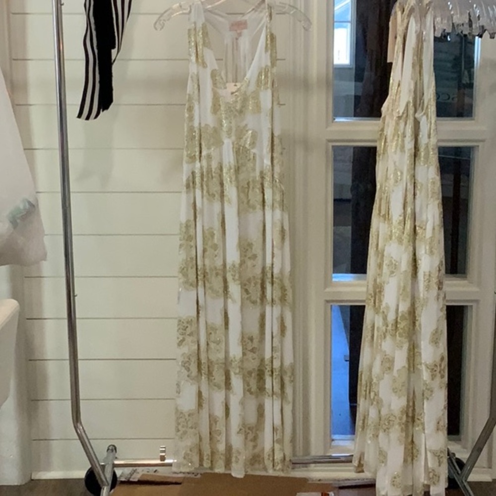 Dress by Ciebon